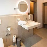 호텔 Weinhotel Offenstein Erben 엘트빌레