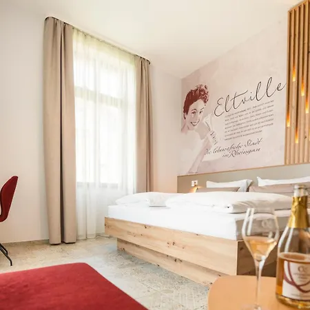 호텔 Weinhotel Offenstein Erben 엘트빌레