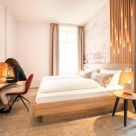 Hotel Weinhotel Offenstein Erben
