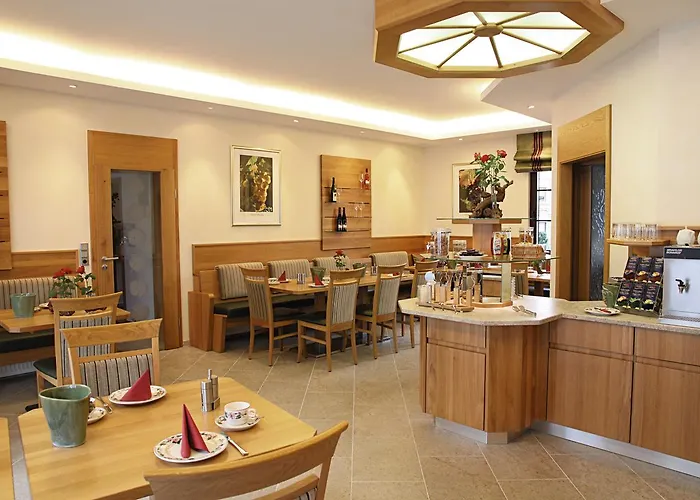 Hotel Weinhotel Offenstein Erben